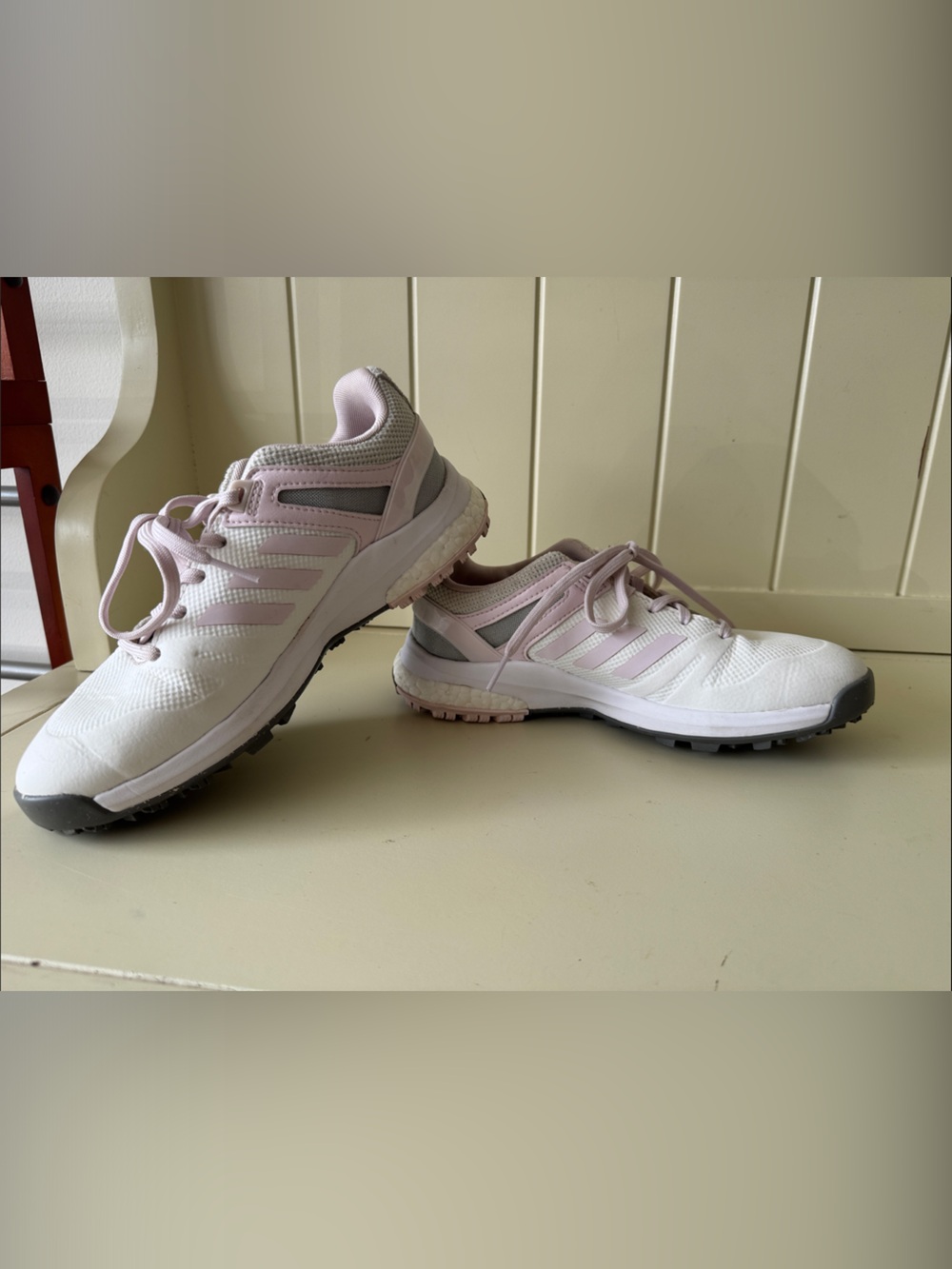 adidas Women’s EQT spikeless golf shoes (size 6)